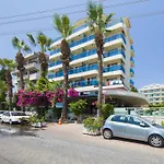 Ξενοδοχείο Moda 3*